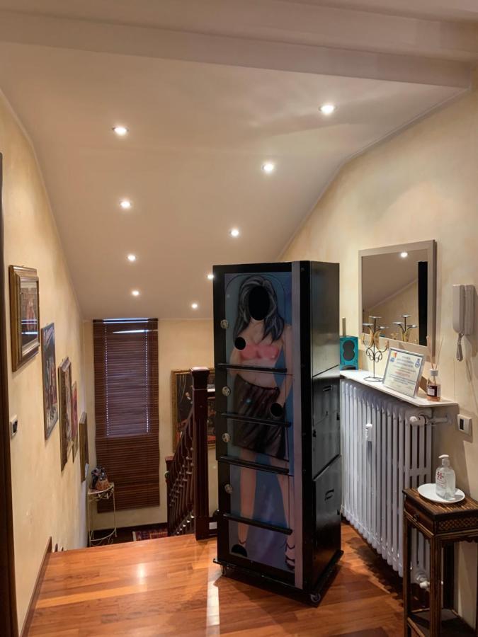 B&Bmagichouse Novara Exterior foto